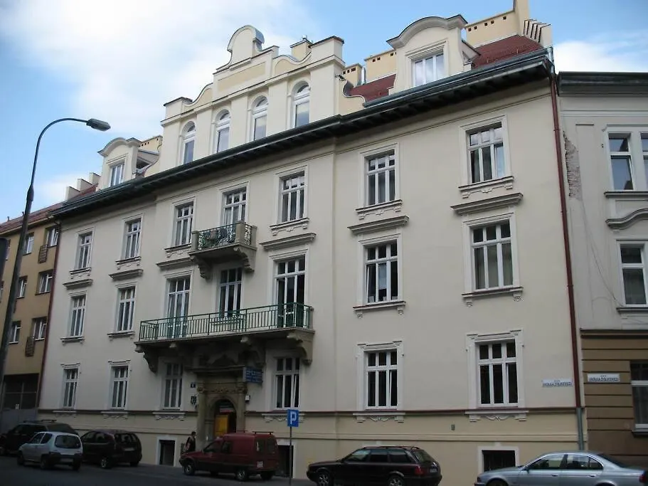 Selene - Pantheon Apartments-1